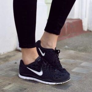 NIKE Free TR Fit 3 Black Anthracite White Running Cross Training Shoes 8.5